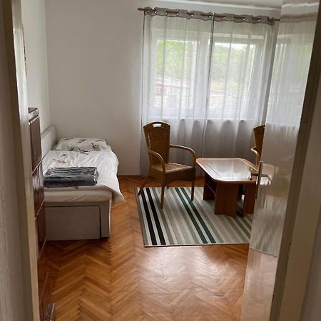 Apartman Ivka Gospic Ngoại thất bức ảnh