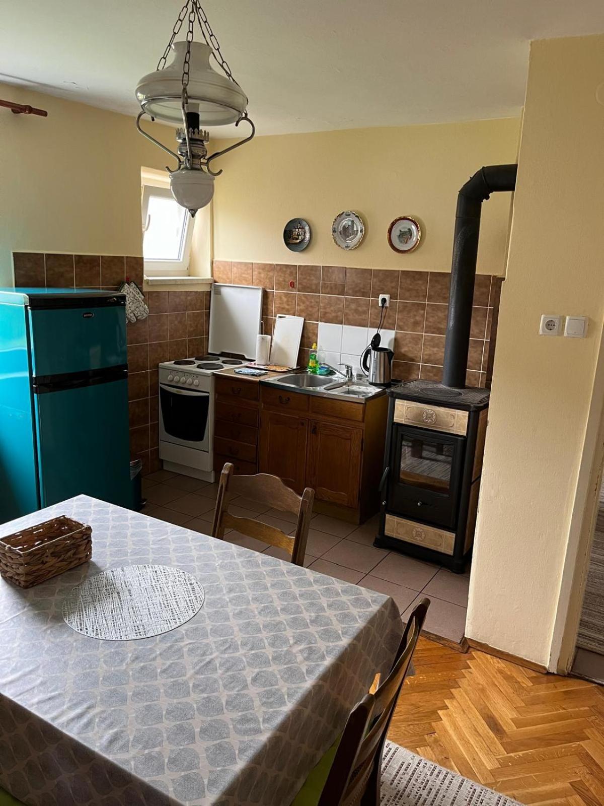 Apartman Ivka Gospic Ngoại thất bức ảnh