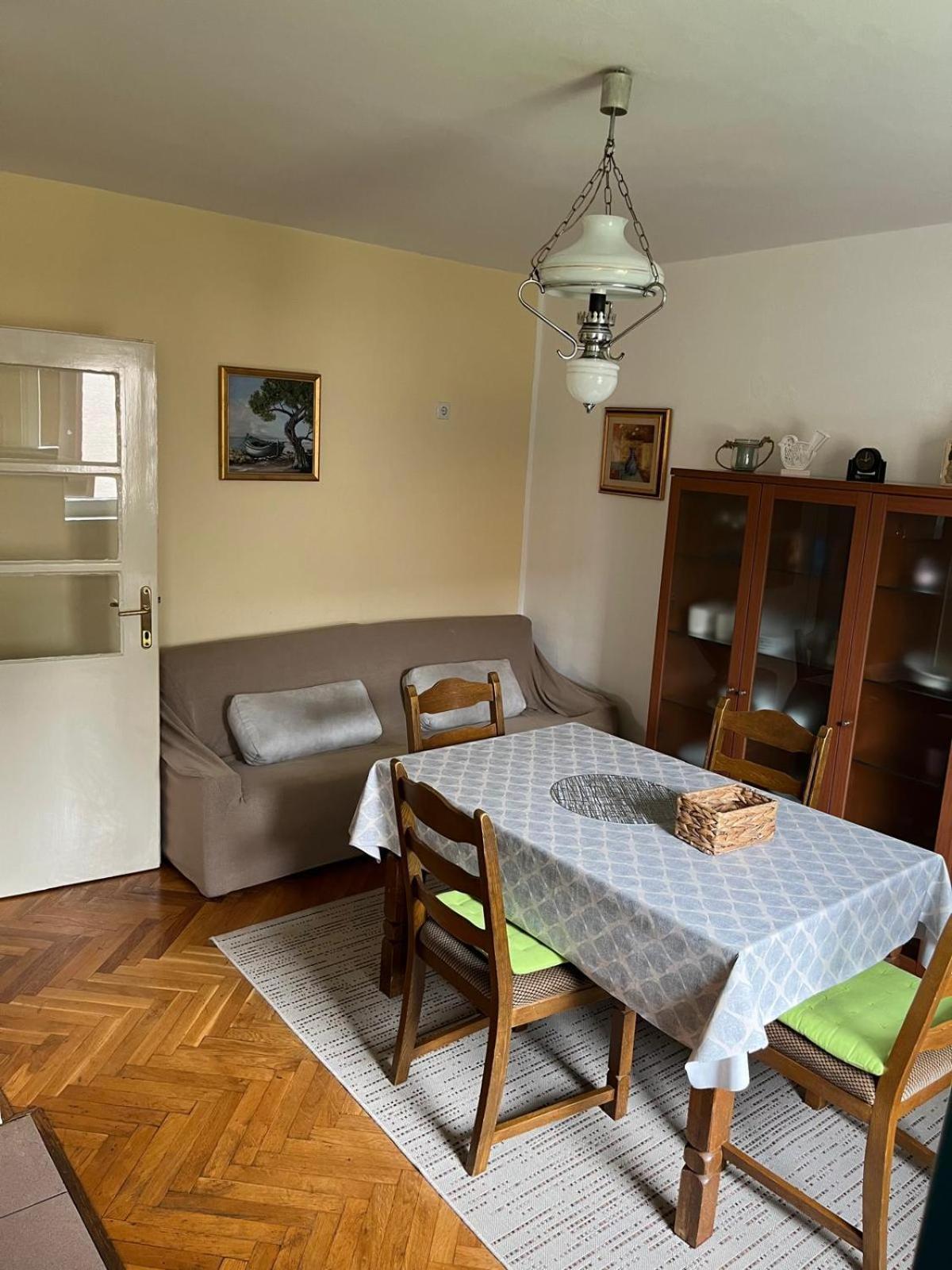 Apartman Ivka Gospic Ngoại thất bức ảnh